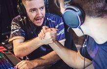 Schaltfläche zur E-Sport Positionierung